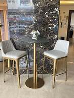 Imperial Suites Hotel