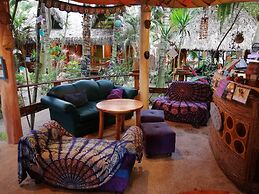 Balsa Surf Camp by Rotamundos