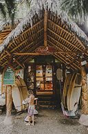 Balsa Surf Camp by Rotamundos