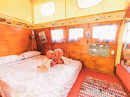 Balsa Surf Camp by Rotamundos