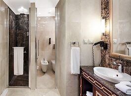 Crowne Plaza Hotel Istanbul - Asia by IHG