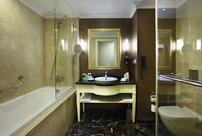 Crowne Plaza Hotel Istanbul - Asia by IHG