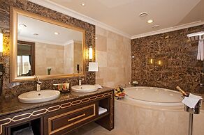 Crowne Plaza Hotel Istanbul - Asia by IHG