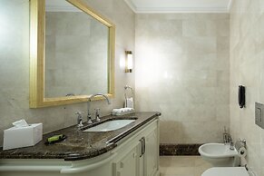 Crowne Plaza Hotel Istanbul - Asia by IHG