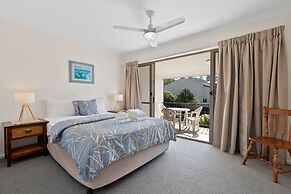 Beach Breakers Resort