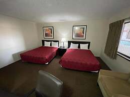 Knights Inn & Suites Emporia