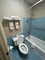 Knights Inn & Suites Emporia