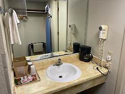 Knights Inn & Suites Emporia