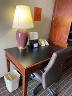 Knights Inn & Suites Emporia