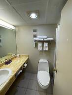 Knights Inn & Suites Emporia