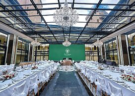 The Chateau Spa & Wellness Resort