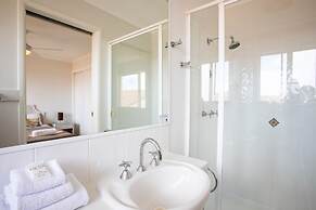 Coolum Beach Getaway Resort