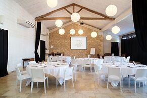 Le Domaine de Baulieu, Singuliers Hotels