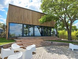 Le Domaine de Baulieu, Singuliers Hotels