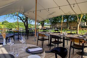 Le Domaine de Baulieu, Singuliers Hotels
