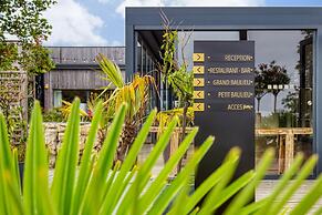 Le Domaine de Baulieu, Singuliers Hotels