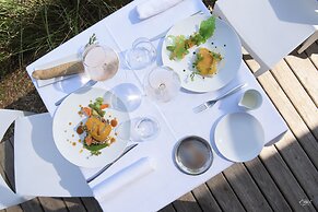 Le Domaine de Baulieu, Singuliers Hotels