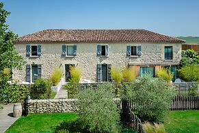 Le Domaine de Baulieu, Singuliers Hotels