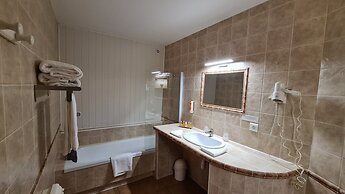 Hotel La Bastide St Bach