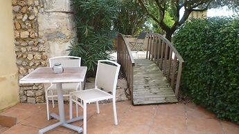 Hotel La Bastide St Bach