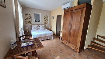 Hotel La Bastide St Bach