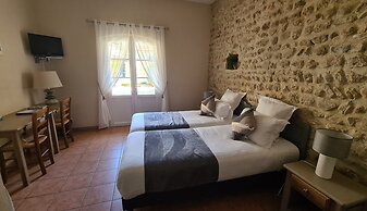 Hotel La Bastide St Bach