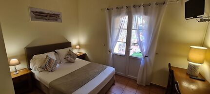 Hotel La Bastide St Bach
