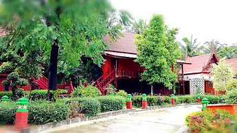 Jaroenrat Resort