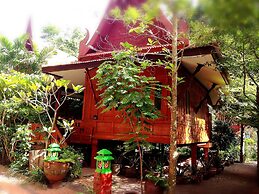 Jaroenrat Resort