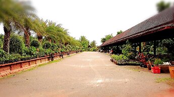 Jaroenrat Resort