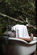 Barefoot Addo Elephant Lodge