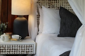 Barefoot Addo Elephant Lodge