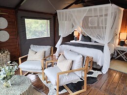 Barefoot Addo Elephant Lodge