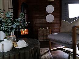 Barefoot Addo Elephant Lodge