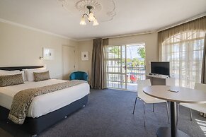 Silver Fern Rotorua Suites & Spa