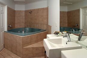 Silver Fern Rotorua Suites & Spa