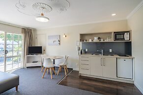 Silver Fern Rotorua Suites & Spa