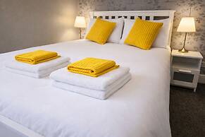The Roslyn Hotel