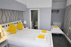 The Roslyn Hotel
