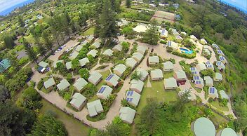 Governor's Lodge Resort Hotel