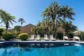 Governor's Lodge Resort Hotel