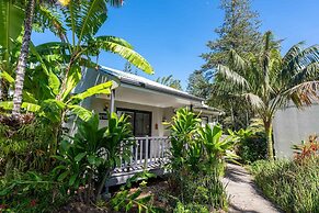 Governor's Lodge Resort Hotel