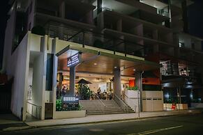 The Edge Apartment Hotel