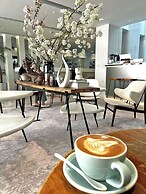 Yuwa Hotel