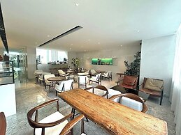 Yuwa Hotel