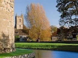 The George Inn