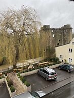 The George Inn