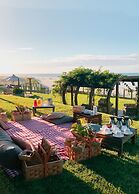 Carmel Charme Resort