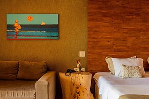 Carmel Charme Resort