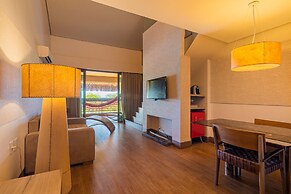 Carmel Charme Resort